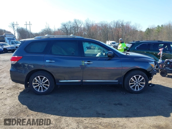 2014 Nissan Pathfinder SL z VIN 5N1AR2MM2EC701997, wystawiony jako IAAI lot #41984553 z przebiegiem 115 270 mil mil oraz . Historia ofert i sprzedaży dostępna na DreamBid. Obrazek 13.