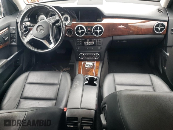 2015 Mercedes-Benz GLK 350 with VIN WDCGG8JB0FG366625, listed as a Copart auction lot 66211234 with 52,617 mi miles and Salvage Title. Bid and sale history available at DreamBid. Image 8.