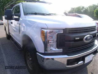 2017 Ford F-250 XL с VIN 1FD7X2B66HEF22553, выставлен на аукционе IAAI как лот 42575720 с пробегом 190 930 миль миль и . История ставок и продаж доступна на DreamBid. Изображение 21.