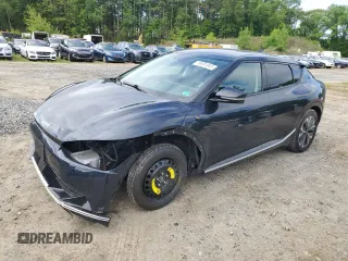 2024 Kia EV6 Wind z VIN KNDC3DLC6R5193465, wystawiony jako Copart lot #56941845 z przebiegiem 12 703 mil mil oraz Nie do naprawy • Non repairable. Historia ofert i sprzedaży dostępna na DreamBid. Obrazek 1.