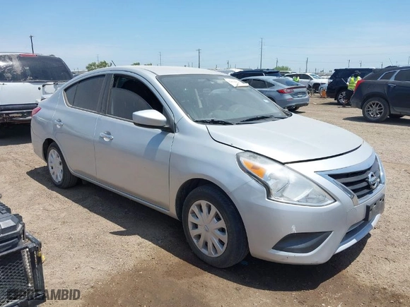2019 Nissan Versa Sedan SV with VIN 3N1CN7AP0KL840680, listed as a IAAI auction lot 42000821 with 95,875 mi miles. Bid and sale history available at carsss.com. Image 1.