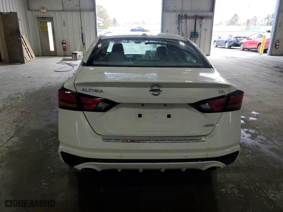 2022 Nissan Altima 2.5 SL with VIN 1N4BL4EW2NN413137, listed as a Copart auction lot 52367365 with 11,992 mi miles and Salvage Title. Bid and sale history available at carsss.com. Image 6.