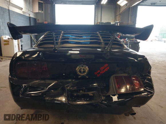 2009 Ford Mustang with VIN 1ZVHT80N695142483, listed as a IAAI auction lot 42672035 with 201,019 mi miles and . Bid and sale history available at DreamBid. Image 16.