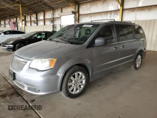 2013 Chrysler Town & Country Touring z VIN 2C4RC1BG9DR779036, wystawiony jako Copart lot #59039625 z przebiegiem 117 631 mil mil oraz Tytuł czysty. Historia ofert i sprzedaży dostępna na DreamBid. Obrazek 1.