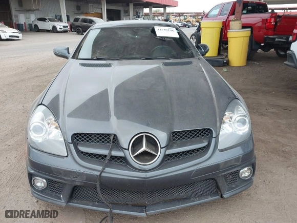 2011 Mercedes-Benz SLK-Class SLK 300 with VIN WDBWK5EA7BF236839, listed as a IAAI auction lot 41739236 with NaN miles. Bid and sale history available at carsss.com. Image 12.