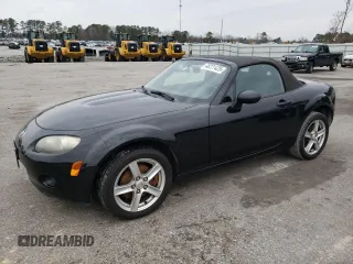 2006 Mazda MX-5 Miata Sport z VIN JM1NC25F360107106, wystawiony jako Copart lot #48221425 z przebiegiem 132 137 mil mil oraz Szkoda całkowita • Salvage title. Historia ofert i sprzedaży dostępna na DreamBid. Obrazek 1.
