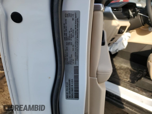 2025 Jeep Grand Cherokee Limited with VIN 1C4RJKBG4S8634961, listed as a Copart auction lot 49098965 with 231 mi miles and Salvage title. Bid and sale history available at DreamBid. Image 15.