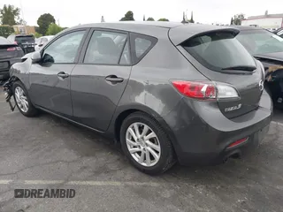 2012 Mazda 3 i Grand Touring z VIN JM1BL1M8XC1672751, wystawiony jako IAAI lot #42298766 z przebiegiem 129 056 mil mil oraz . Historia ofert i sprzedaży dostępna na DreamBid. Obrazek 3.