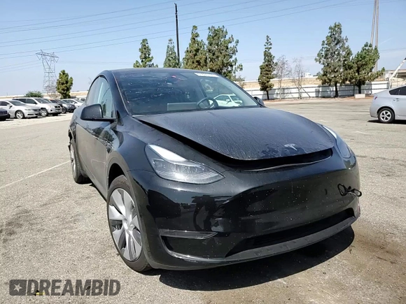 2024 Tesla Model Y Long Range with VIN 7SAYGDEE6RA219456, listed as a Copart auction lot 61855165 with 29,869 mi miles and Salvage title. Bid and sale history available at DreamBid. Image 14.
