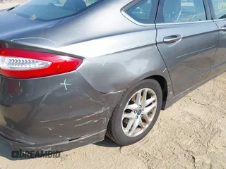 2014 Ford Fusion SE with VIN 3FA6P0HD4ER186491, listed as a IAAI auction lot 40238299 with 155,379 mi miles. Bid and sale history available at carsss.com. Image 6.