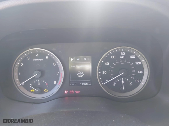 2017 Hyundai Tucson Value with VIN KM8J33A24HU343231, listed as a IAAI auction lot 41395327 with 133,017 mi miles. Bid and sale history available at carsss.com. Image 7.