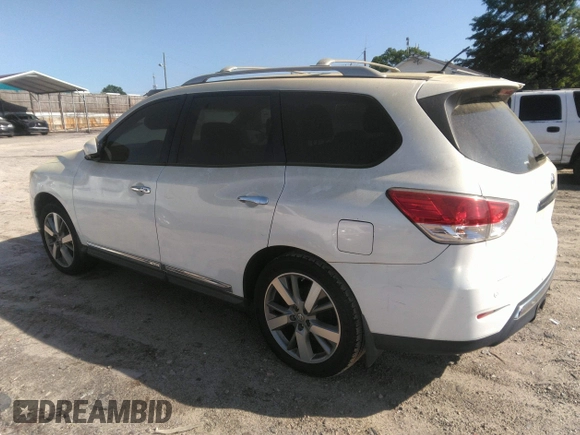2013 Nissan Pathfinder SL with VIN 5N1AR2MN3DC620479, listed as a IAAI auction lot 42144144 with 151,984 mi miles and . Bid and sale history available at DreamBid. Image 3.