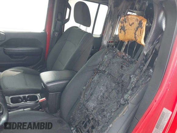 2020 Jeep Wrangler Unlimited Sport S z VIN 1C4HJXDN5LW279865, wystawiony jako IAAI lot #42236135 z przebiegiem 101 225 mil mil oraz . Historia ofert i sprzedaży dostępna na DreamBid. Obrazek 6.