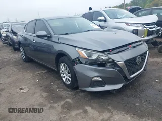 2019 Nissan Altima S z VIN 1N4BL4BV2KC233207, wystawiony jako IAAI lot #41929751 z przebiegiem 114 057 mil mil oraz . Historia ofert i sprzedaży dostępna na DreamBid. Obrazek 1.