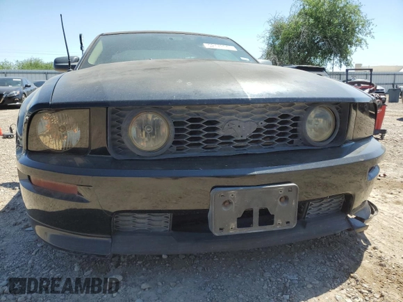 2007 Ford Mustang GT Deluxe with VIN 1ZVFT82H275347682, listed as a Copart auction lot 52178545 with 110,871 mi miles and Salvage Title. Bid and sale history available at carsss.com. Image 5.