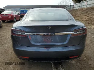 2018 Tesla Model S 75D with VIN 5YJSA1E22JF244421, listed as a Copart auction lot 49509345 with 94,321 mi miles and Clean title. Bid and sale history available at DreamBid. Image 6.
