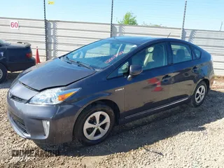 2013 Toyota Prius One with VIN JTDKN3DU1D1618162, listed as a IAAI auction lot 42003928 with 199,477 mi miles. Bid and sale history available at carsss.com. Image 17.
