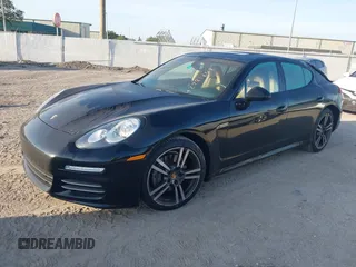 2016 Porsche Panamera 4 z VIN WP0AA2A79GL004758, wystawiony jako IAAI lot #42281848 z przebiegiem 105 580 mil mil oraz . Historia ofert i sprzedaży dostępna na DreamBid. Obrazek 2.
