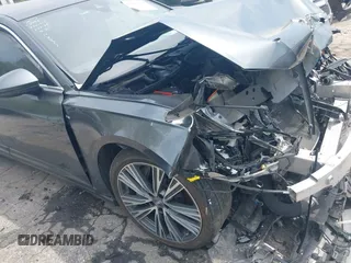2019 Audi A6 Premium Plus z VIN WAUL2AF27KN023994, wystawiony jako IAAI lot #41999693 z przebiegiem Nie podano mil oraz . Historia ofert i sprzedaży dostępna na DreamBid. Obrazek 16.