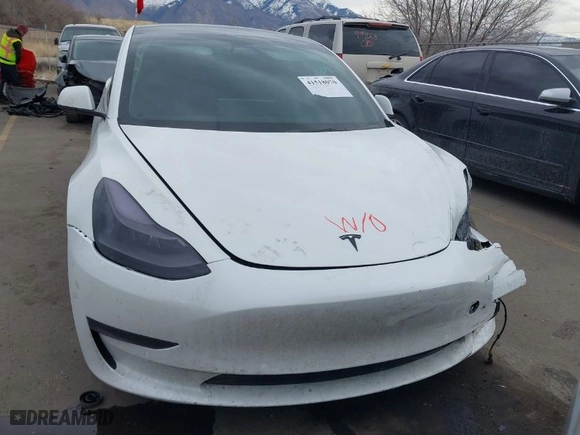 2022 Tesla Model 3 Long Range with VIN 5YJ3E1EB4NF174175, listed as a IAAI auction lot 41518070 with 1 miles. Bid and sale history available at carsss.com. Image 12.