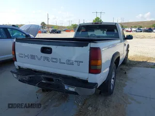 2002 Chevrolet Silverado 1500 Commercial with VIN 1GCEC14W42Z159104, listed as a IAAI auction lot 42183857 with 257,956 mi miles and . Bid and sale history available at DreamBid. Image 4.