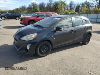 2016 Toyota Prius One z VIN JTDKDTB30G1589321, wystawiony jako Copart lot #57076715 z przebiegiem 248 960 mil mil oraz Szkoda całkowita • Salvage title. Historia ofert i sprzedaży dostępna na DreamBid. Obrazek 1.