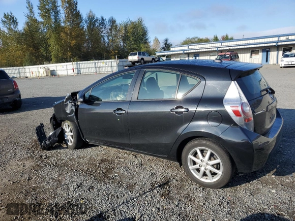 2013 Toyota Prius One with VIN JTDKDTB37D1040114, listed as a Copart auction lot 71532864 with 91,728 mi miles and Salvage Title. Bid and sale history available at carsss.com. Image 2.