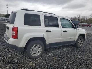 2012 Jeep Patriot Sport with VIN 1C4NJPBA4CD687949, listed as a Copart auction lot 50557755 with 157,976 mi miles and Salvage Title. Bid and sale history available at DreamBid. Image 3.