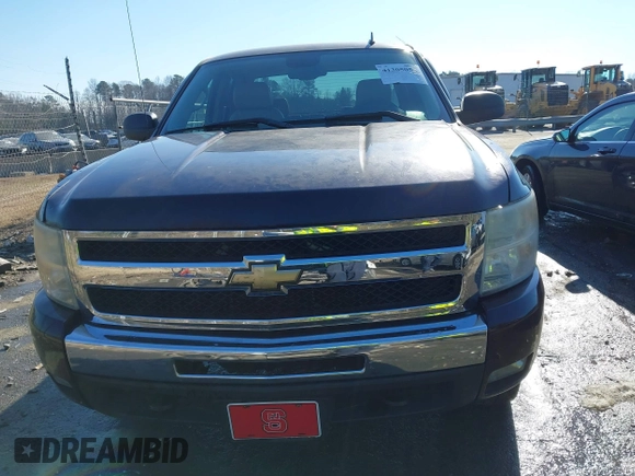2008 Chevrolet Silverado 1500 with VIN 2GCFK19Y081135708, listed as a IAAI auction lot 41305057 with 206,468 mi miles and . Bid and sale history available at DreamBid. Image 12.