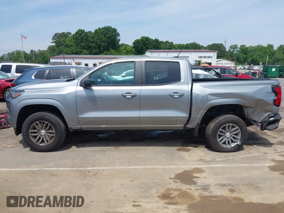 2024 Chevrolet Colorado 2WD LT z VIN 1GCPSCEK3R1318917, wystawiony jako IAAI lot #42157057 z przebiegiem 4 841 mil mil oraz . Historia ofert i sprzedaży dostępna na DreamBid. Obrazek 14.