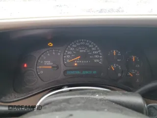 2006 Chevrolet Tahoe LT with VIN 1GNEC13T26R118944, listed as a Copart auction lot 45195005 with 229,633 mi miles and Salvage Title. Bid and sale history available at carsss.com. Image 9.