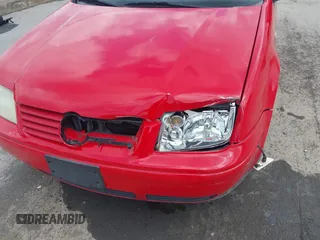 2001 Volkswagen Jetta с VIN 3VWSS29M11M007166, выставлен на аукционе IAAI как лот 42166306 с пробегом 136 732 миль миль и . История ставок и продаж доступна на DreamBid. Изображение 6.