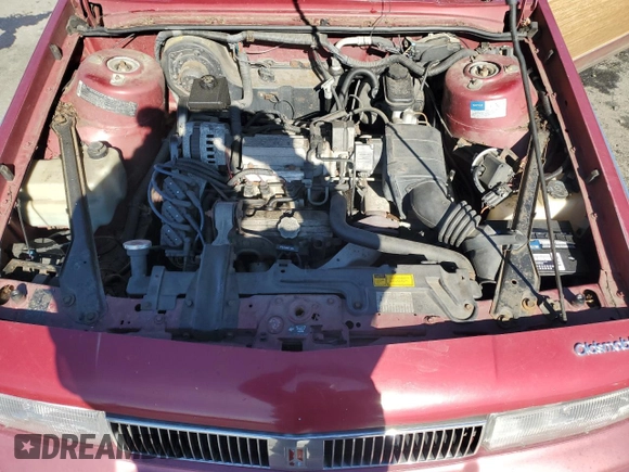 1993 Oldsmobile Cutlass z VIN 1G3AJ85N8P6362475, wystawiony jako Copart lot #45789795 z przebiegiem 103 756 mil mil oraz Tytuł czysty. Historia ofert i sprzedaży dostępna na DreamBid. Obrazek 11.