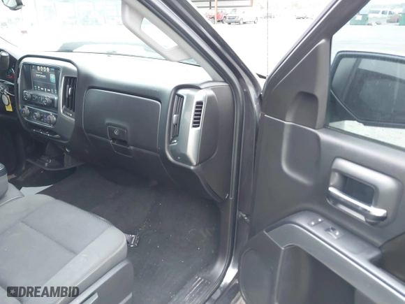 2016 Chevrolet Silverado 1500 LT with VIN 1GCRCREC7GZ109079, listed as a IAAI auction lot 40985730 with 162,630 mi miles. Bid and sale history available at carsss.com. Image 5.