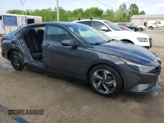 2023 Hyundai Elantra SEL z VIN 5NPLS4AG6PH113264, wystawiony jako Copart lot #56045275 z przebiegiem 32 134 mil mil oraz Szkoda całkowita • Salvage title. Historia ofert i sprzedaży dostępna na DreamBid. Obrazek 4.