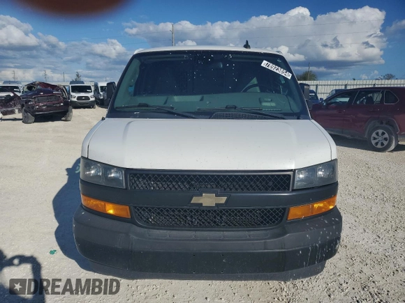 2019 Chevrolet Express Cargo with VIN 1GCWGBFGXK1258545, listed as a Copart auction lot 78923854 with 186,274 mi miles and Clean title. Bid and sale history available at DreamBid. Image 5.