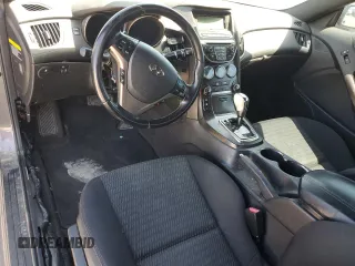 2013 Hyundai Genesis Coupe Premium z VIN KMHHT6KD6DU092948, wystawiony jako Copart lot #53018515 z przebiegiem Nie podano mil oraz Szkody całkowita. Historia ofert i sprzedaży dostępna na DreamBid. Obrazek 8.