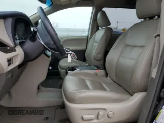 2017 Toyota Sienna XLE Auto Access Seat with VIN 5TDYZ3DC4HS788675, listed as a Copart auction lot 47631335 with 53,509 mi miles and Salvage Title. Bid and sale history available at carsss.com. Image 7.