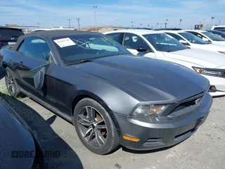 2010 Ford Mustang V6 with VIN 1ZVBP8EN7A5158408, listed as a IAAI auction lot 41601740 with 155,641 mi miles. Bid and sale history available at carsss.com. Image 1.