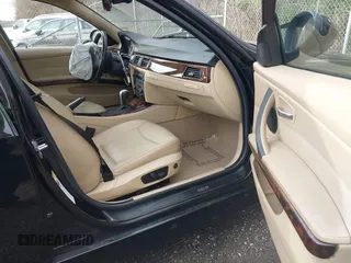 2006 BMW 3 Series 325i with VIN WBAVB13576KX45531, listed as a IAAI auction lot 41941014 with Not Provided miles and . Bid and sale history available at carsss.com. Image 5.