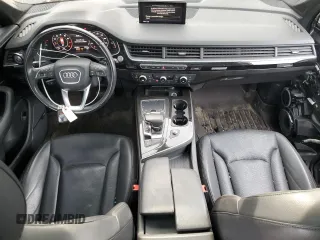 2017 Audi Q7 Premium Plus with VIN WA1LAAF71HD051350, listed as a Copart auction lot 53358465 with 64,189 mi miles and Salvage title. Bid and sale history available at DreamBid. Image 8.
