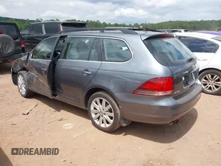 2013 Volkswagen Jetta TDI w/Sunroof & Nav with VIN 3VWPL7AJXDM666918, listed as a IAAI auction lot 42440688 with 149,587 mi miles and . Bid and sale history available at DreamBid. Image 3.