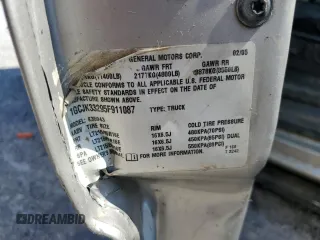 2005 Chevrolet Silverado 3500 DRW LT with VIN 1GCJK33295F911087, listed as a Copart auction lot 68901824 with 0 mi miles and Non Repairable. Bid and sale history available at carsss.com. Image 12.