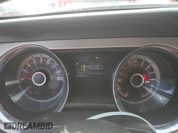 2013 Ford Mustang V6 z VIN 1ZVBP8AM6D5273969, wystawiony jako Copart lot #59223055 z przebiegiem 157 482 mil mil oraz Szkoda całkowita • Salvage title. Historia ofert i sprzedaży dostępna na DreamBid. Obrazek 9.