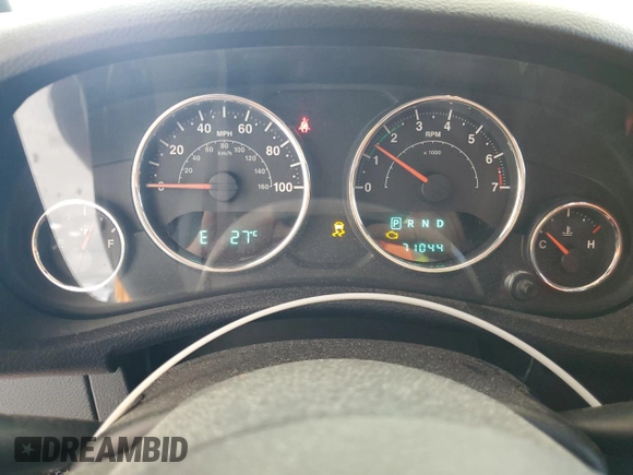 2013 Jeep Wrangler Unlimited Sport z VIN 1C4BJWDGXDL556580, wystawiony jako Copart lot #55477185 z przebiegiem 71 044 mil mil oraz Szkoda całkowita • Salvage title. Historia ofert i sprzedaży dostępna na DreamBid. Obrazek 9.