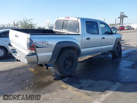2008 Toyota Tacoma z VIN 5TELU42N88Z560362, wystawiony jako IAAI lot #41410260 z przebiegiem 164 329 mil mil oraz . Historia ofert i sprzedaży dostępna na DreamBid. Obrazek 4.