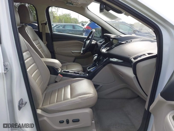 2015 Ford Escape Titanium with VIN 1FMCU0JX1FUC31418, listed as a IAAI auction lot 41900497 with 91,304 mi miles. Bid and sale history available at carsss.com. Image 5.