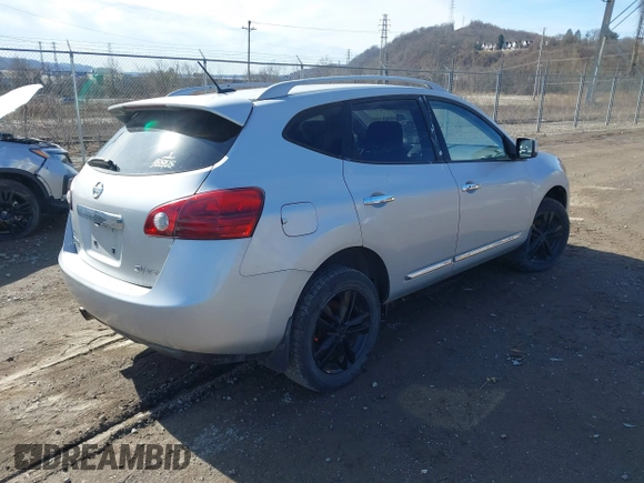2013 Nissan Rogue SL with VIN JN8AS5MV3DW635027, listed as a IAAI auction lot 41872538 with 123,618 mi miles and . Bid and sale history available at DreamBid. Image 4.