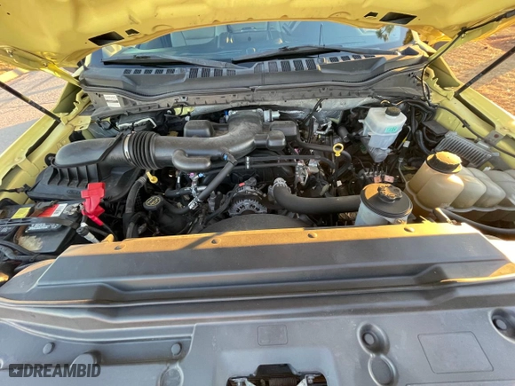 2019 Ford Super Duty F-550 DRW XL with VIN 1FDUF5GY2KEE44152, listed as a Copart auction lot 88810175 with 75,090 mi miles and Clean Title. Bid and sale history available at carsss.com. Image 7.