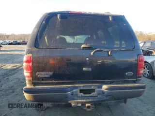 2000 Ford Expedition XLT with VIN 1FMRU1668YLA68761, listed as a Copart auction lot 88716735 with Not Provided miles and Salvage Title. Bid and sale history available at DreamBid. Image 6.